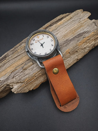 Montre quartz à la ceinture