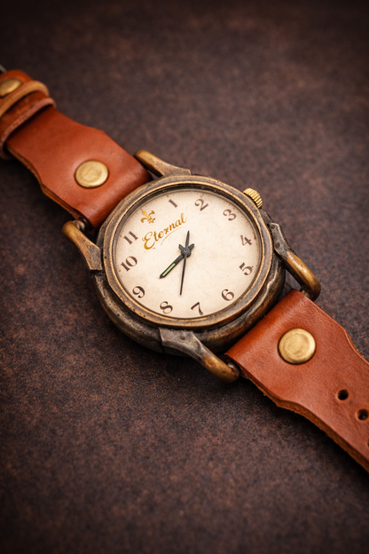 Montre quartz en laiton style Punk Vintage  Montre quartz en laiton style Punk Vintage
