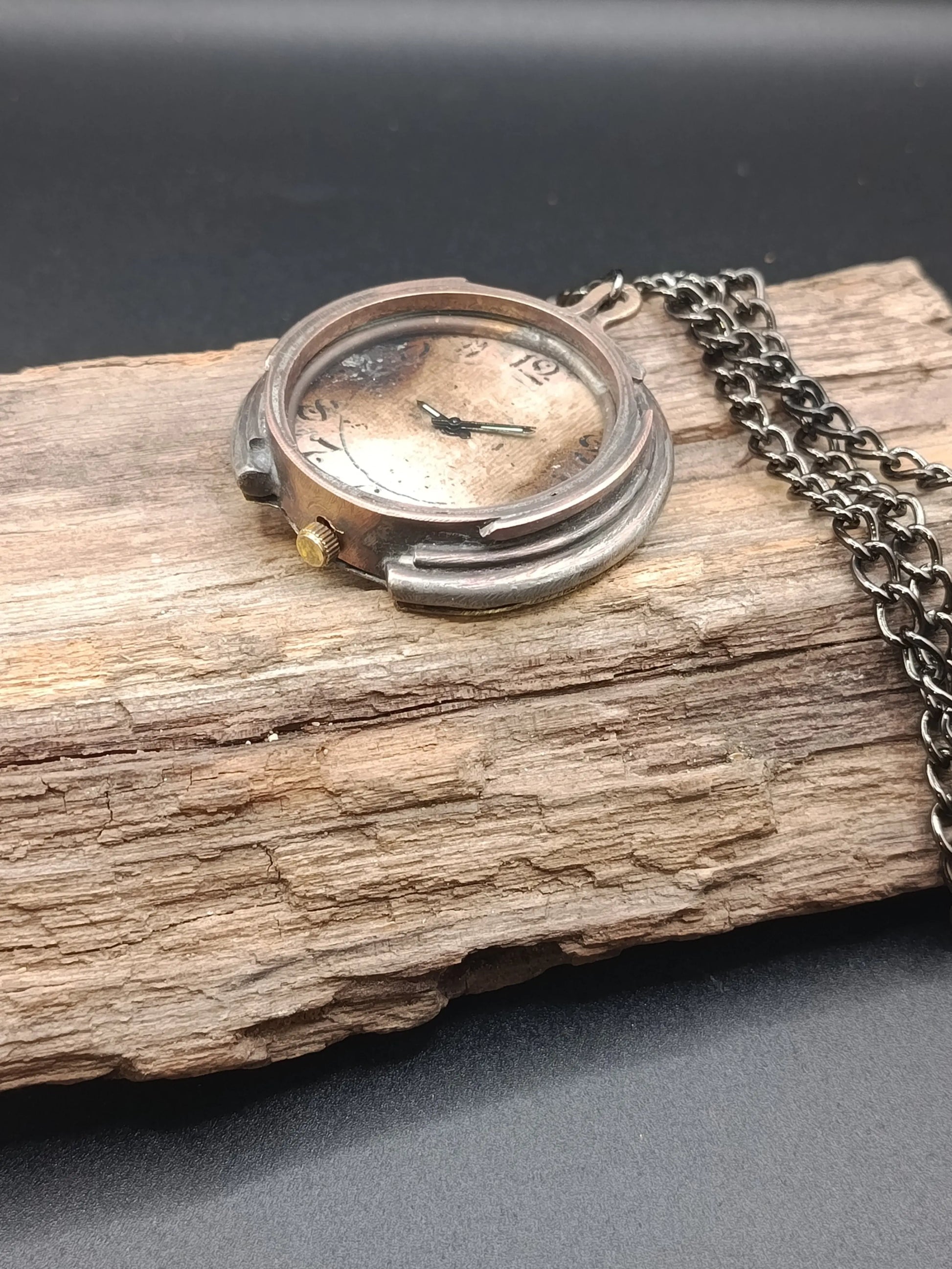 Montre quartz à gousset style 1920  Montre quartz à gousset style 1920